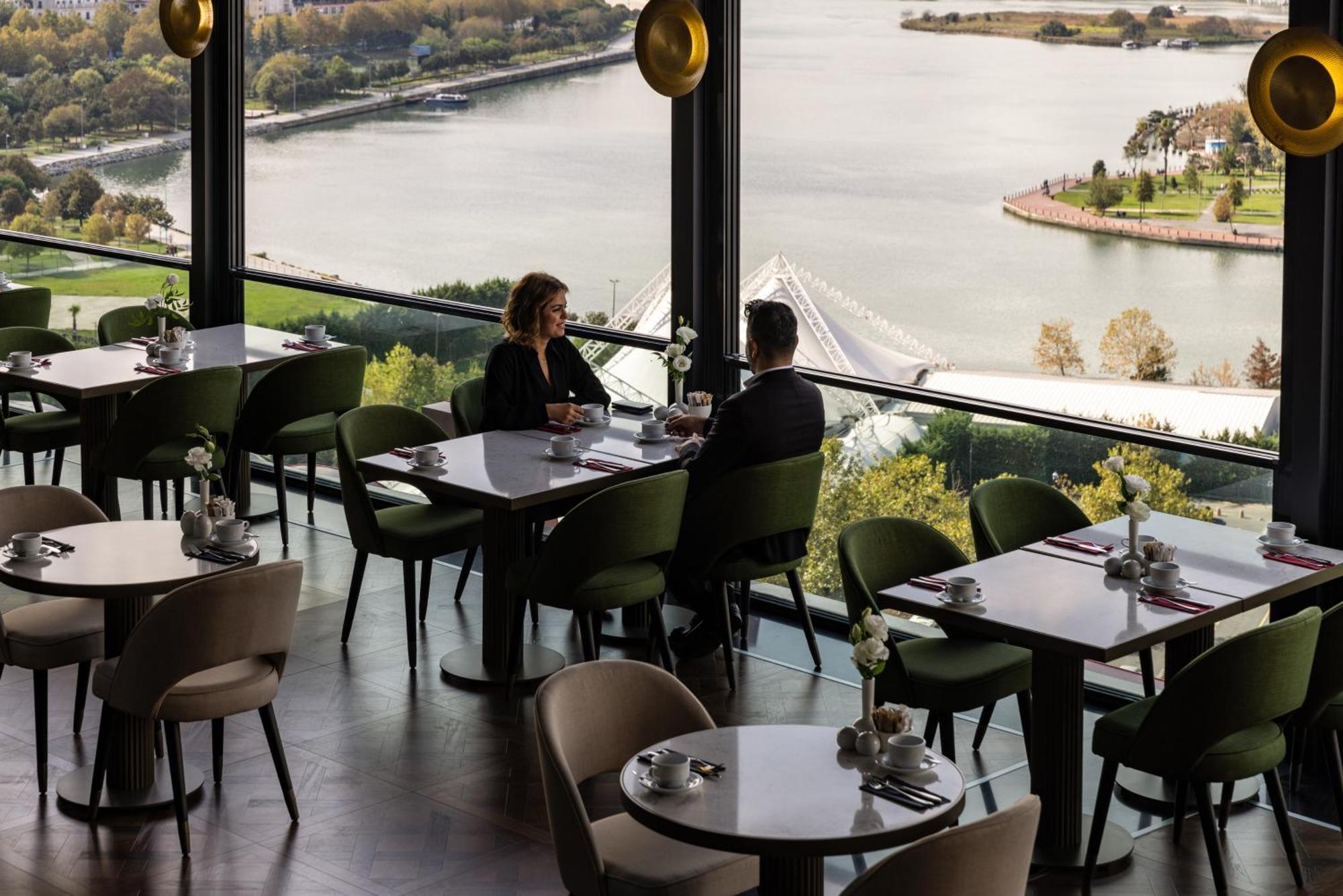 Clarion Hotel Golden Horn Istanbulská provincie Exteriér fotografie The restaurant